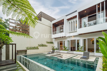 Villa Mewah 3Br di Gianyar Ubud - Lingkungan Asri, Private Pool & Full Service - Available Now