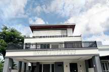 Rumah Baru Modern Kontemporer di The Icon BSD City