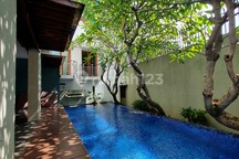 Luxury Tropical House At South Jakarta !