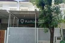 Rumah Nyaman 2 Lantai Sidoarjo, Mewah, Strategis Puri Surya Jaya Cluster Valencia