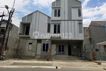 Di Jual Rumah 2 Lantai di Percetakan Negara bisa KPR