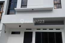 Rumah/Villa 2 Lantai Lampung (Semi Furnished)
