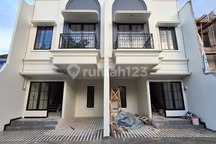 Dekat Transportasi! Rumah Strategis 10 Menit Dari Terminal Depok