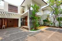 For Rent House Modern Minimalis Mewah Dekat New Zealand School dan Dekat Kemang Raya Area Kemang Jakarta Selatan