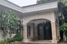 For Rent House bisa Kantor dan Tempat Tinggal Area Kemang Ampera Jakarta Selatan