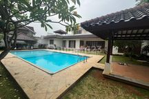 For Sale Rumah Mewah Cantik Dalam Compound Lokasi Nyaman dan Asri Area Pejaten Dekat Kemang Jakarta Selatan
