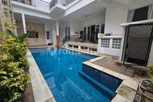 For Rent Rumah Cantik Asri Dekat Sekolah dan Kemang Raya Lokasi Strategis Area Kemangjakarta Selatan