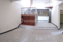Rumah Hoki Area Cimahi Utara, Sayap Pasantren