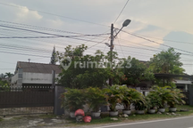 Rumah Mewah Berada Ditengah Kota Medan