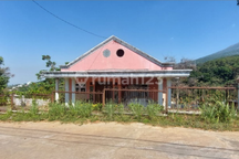 Rumah Tinggal di Desa Lumbangrejo