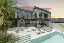 Modern 4 Bedroom Villa In Seminyak For Sale