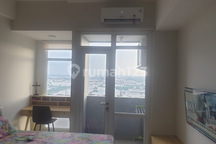 Apartement Studio, Fasilitas Kolam Renang Innopark Dekat Mm2100itas Kolam Renang