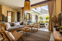 For Sale - Luxury 4 Bedroom Villa In Kerobokan Mertanadi