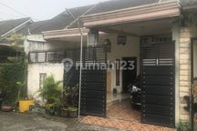 Rumah Puri Amerta, Driyorejo, Gresik - Terawat Bagus