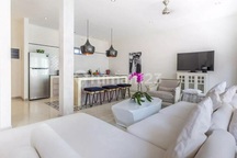 Leasehold 24 years Villa Seminyak Bali - Tourism area