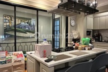 Area Wolter, Dekat SCBD, Blok M. Rumah Mewah 3 Lantai+Rooftop, Bisa 6 mobil, Rumah Tahun 2020