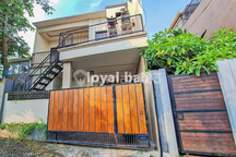 Rumah, Modern House And Convenient Location In Canggu, Bali