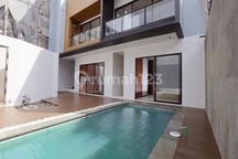 Brand New Luxury Villa 2 Unit Dekat Pantai Nyanyi & Nuanu