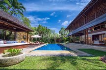 Villa Mewah di Seminyak Full Furnished 5Br, Pool Besar