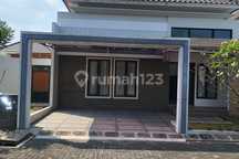 Rumah Minimalis Modern Di Cluster Elite Kartasura Solo