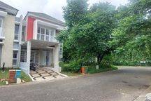 Rumah Apik Hook Semi Furnish Di Cluster Palm Summarecon Bekasi