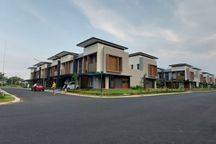 Rumah Hook Dekat Club House Mulberry Summarecon Bekasi