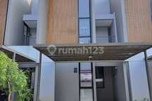 Disewakan Rumah O2+ Grand Wisata Bekasi