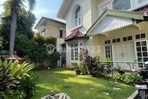 Rumah Siap Huni Kebayoran Baru Dekat Scbd