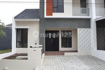 Rumah 2 Lantai Dekat Kampus Undip Tembalang Semarang