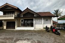 Rumah 2 Lantai Di Kawasan Sejuk Cisaat Sukabumi Tanah Luas Murah