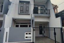 Masih 1M-an!! Rumah Tingkat dekat Stasiun Bekasi dan Binus Summarecon Bekasi 