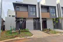 HARGA MIRING DIBAWAH PASARAN!! Rumah Hook Modern di Summarecon