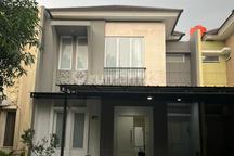 Disewakan Rumah 4Kt & 4Km - Grand Wisata Bekasi