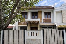 Rumah Puri Indah Luas 160 M2 - Lokasi Anti Banjir