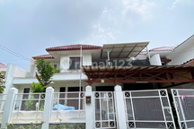 Best Deal Rumah 2 Lantai Luas dan Nyaman di Komplek Elit Cinere