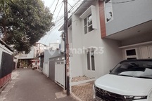 Rumah Bagus di Lokasi Strategis Bangka - Kemang