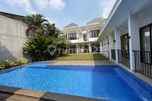 5 Bedroom Modern, Beautiful & Spacious Garden House In Cilandak