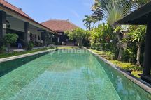 Take Profit High Income 2 Units Villa In Center Berawa