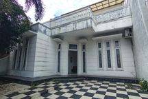 Rumah Kontrakan Bagus Furnished HS sayap Riau, Bandung