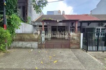 Rumah Tua Hitung Tanah Lebak Bulus