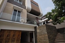 Dijual Rumah Mewah di Katamaran Indah PIK. Luas 358m. rapih Siap Huni