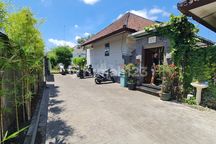 Guest House and Joglo close to Petitenget Seminyak