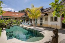 Prime Seminyak Investmen - Villa Walking Distance To The Beach