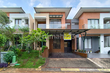 Rumah Bagus di Cluster Discovery Serenity Bintaro Jaya Sektor 9