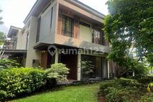 Rumah Depan &Samping Taman Fasum Luas De Park Bsd City