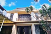 Dijual Murah Rumah Lux di Kebayoran Baru, Lokasi Portal. Lokasi Tenang, Jalan Lebar. Luas 316M Rp 16 M