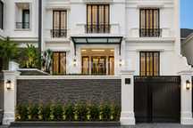 Rumah 100% Brand New Super Lux di Kebayoran Baru. 380M 3Lt Rp 38 Mly
