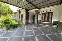 Rumah Cantik Bagus di Tirtamaya Residence Gentan Sukoharjo