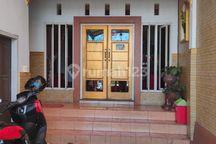 Rumah bagus pinggir jalan besar ,cocok untuk usaha sekaligus rumah di patrang  dekat RSUD dr Soebandi