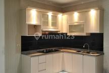 Full Furnished, 2 Lantai, Bebas Banjir, Dikota Wisata Cibubur